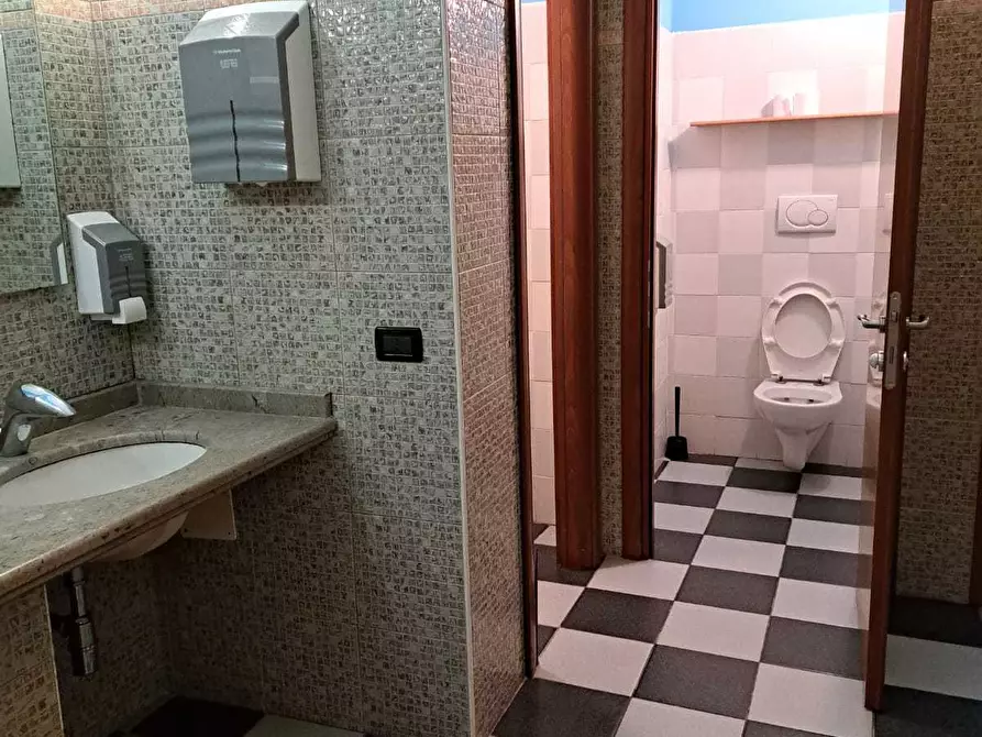 Immagine 8 di Bar / Ristorante in affitto  in CONTRADA NASUTI 101 a Lanciano