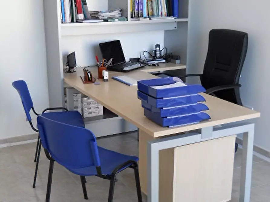 Immagine 10 di Locale commerciale in vendita  in Via Ferdinando Galliani 41B a Altino