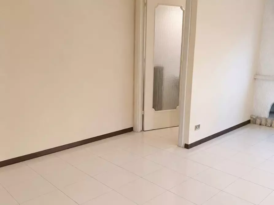 Immagine 9 di Pentalocale in vendita  in Viale delle Rose 19 a Lanciano