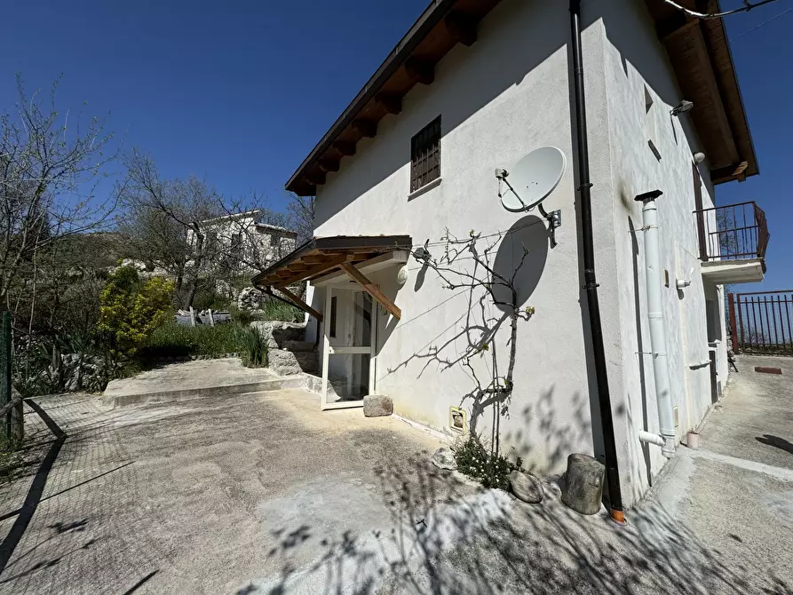 Immagine 7 di Casa indipendente in vendita  a Gessopalena