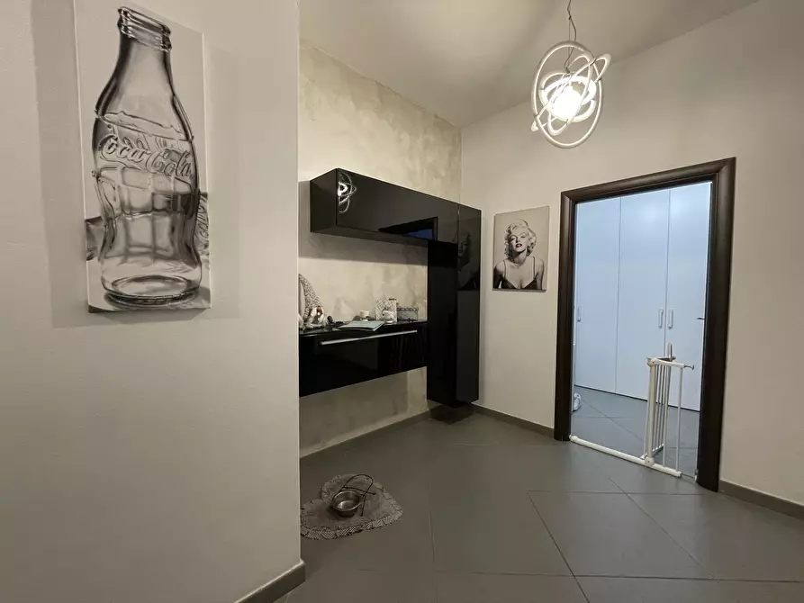 Immagine 3 di Appartamento in vendita  in Viale Guglielmo Marconi a Cecina