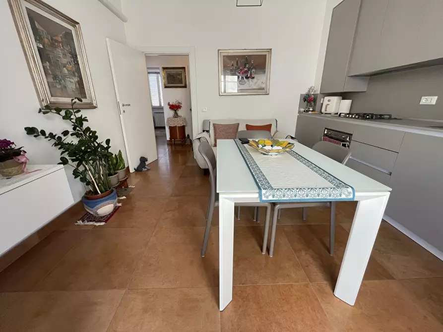 Immagine 1 di Trilocale in vendita  in Corso Giacomo Matteotti a Cecina