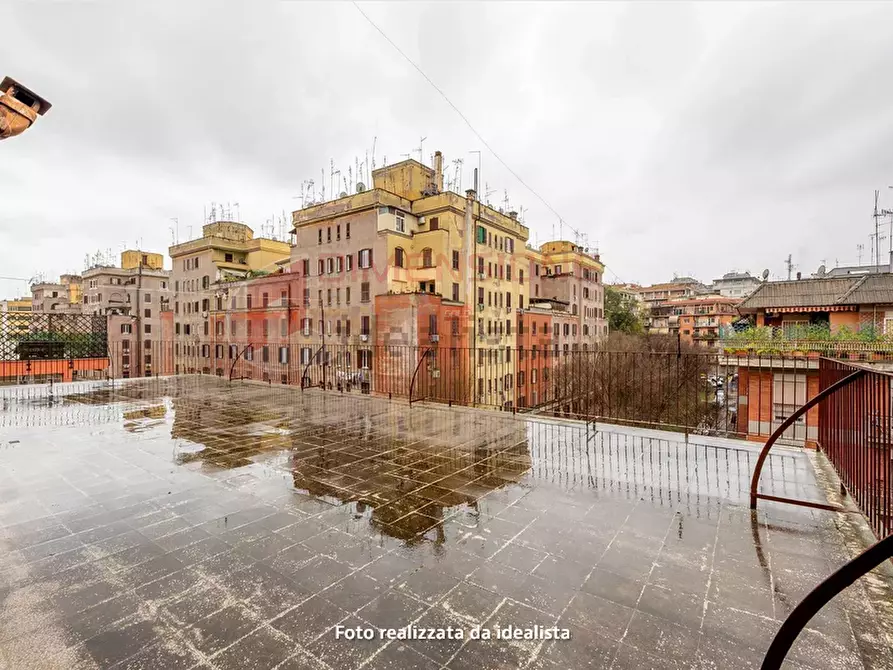 Immagine 20 di Attico in vendita  in Via di Donna Olimpia a Roma