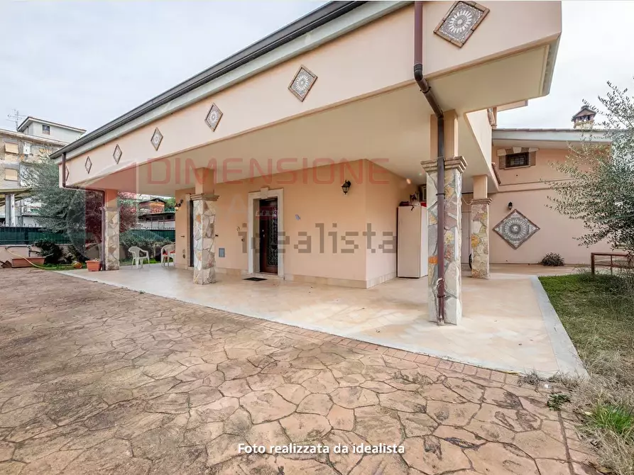 Immagine 22 di Casa trifamiliare in vendita  in VIA DEL FOSSO DELL'OSA 399 a Roma