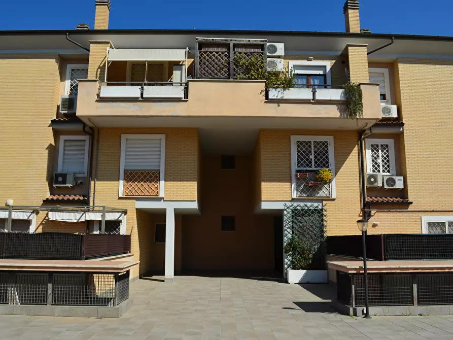 Immagine 6 di Trilocale in vendita  in via del fosso scilicino a Roma