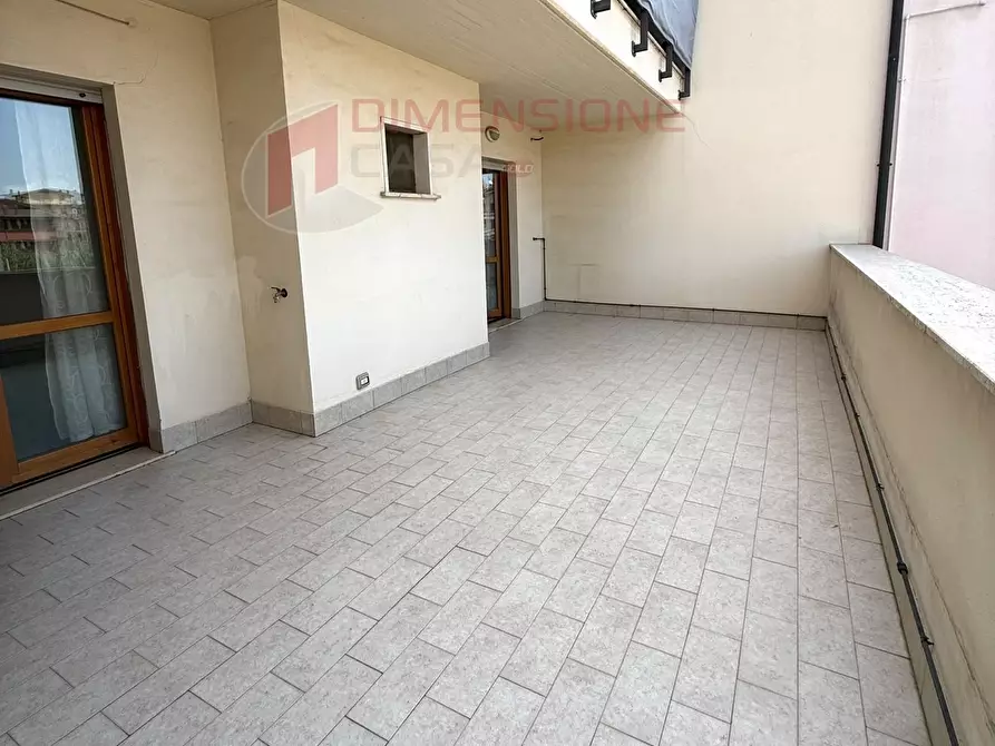 Immagine 2 di Bilocale in vendita  in via del fosso dell'osa a Roma