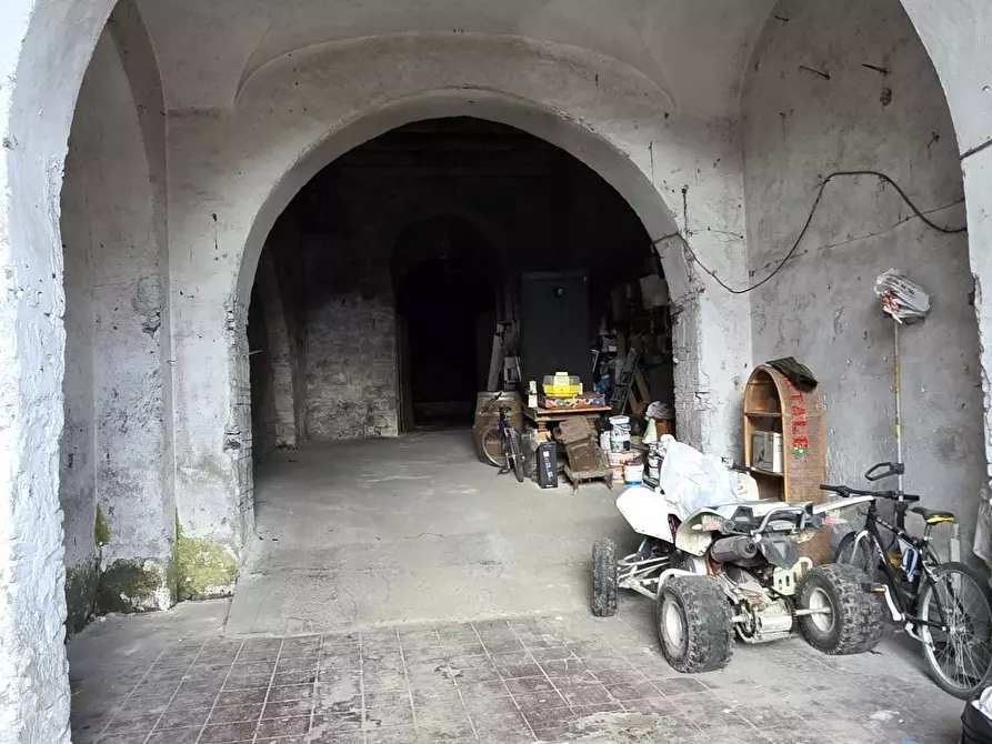 Immagine 9 di Garage in vendita  in Via Cesare Battisti 47 a Morlupo