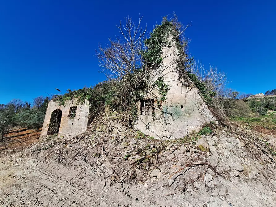 Immagine 7 di Palazzo in vendita  in via delle grotte a Morlupo