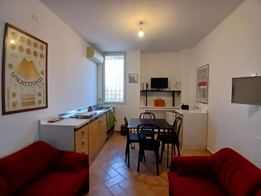 Immagine 7 di Quadrilocale in vendita  in Via Flaminia 104 a Castelnuovo Di Porto