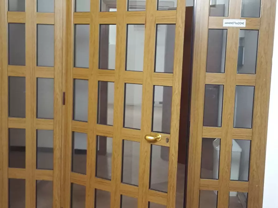 Immagine 5 di Attività artigianale in vendita  in Località Pastinalupo 13 a Morlupo