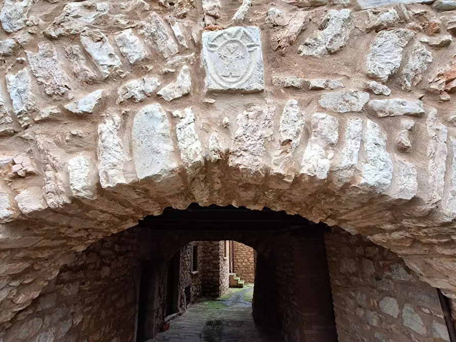 Immagine 17 di Quadrilocale in vendita  in Via Folignate 1 a Visso