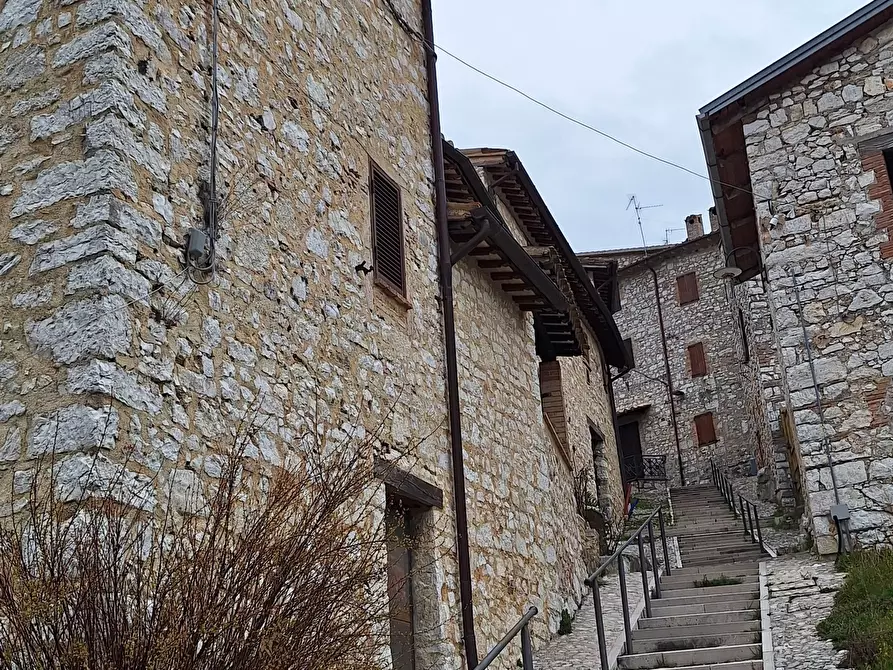 Immagine 22 di Rustico / casale in vendita  in via di Agliano 1 a Campello Sul Clitunno