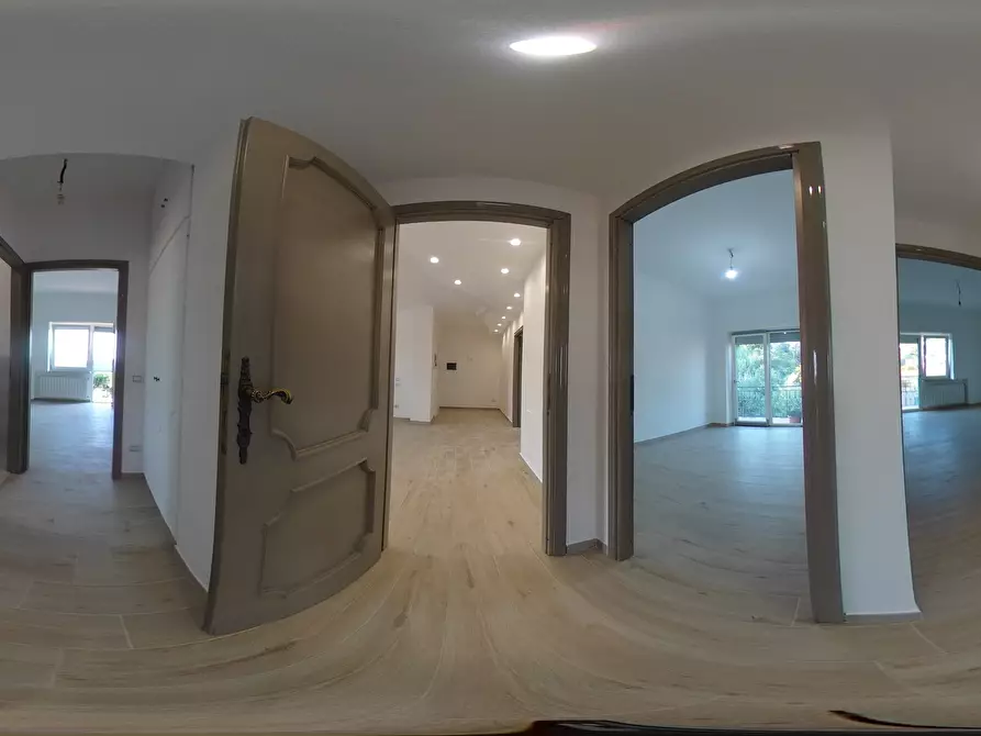Immagine 38 di Attico in vendita  in Via Del Monte 13 a Morlupo