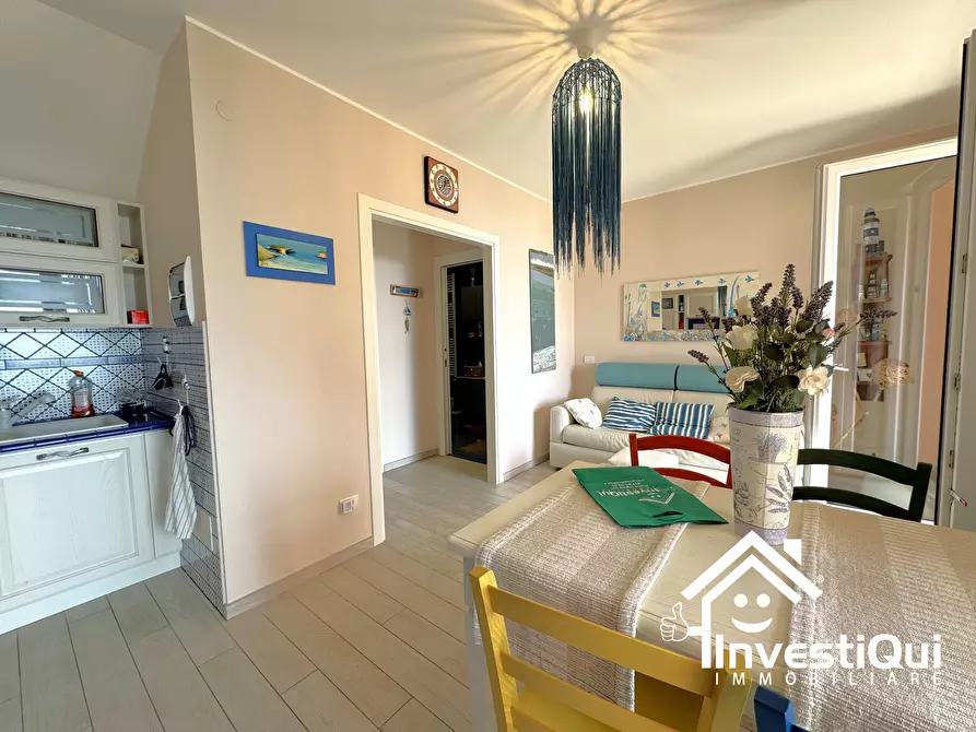 Immagine 15 di Bilocale in vendita  in Via Brunenghi 11 a Magliolo