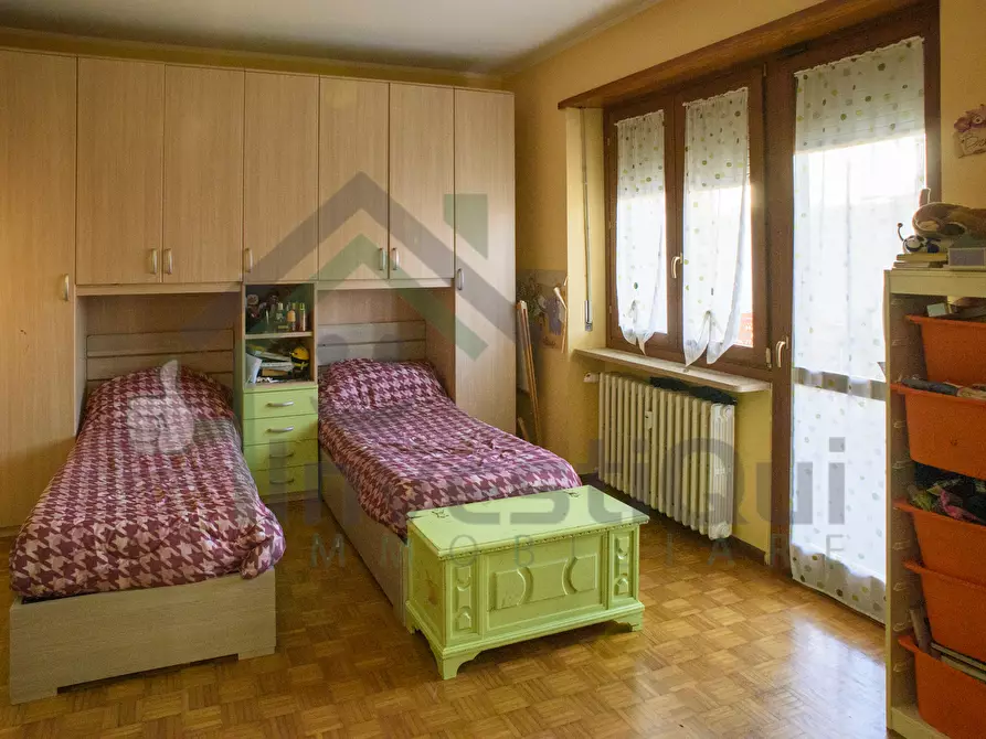 Immagine 18 di Quadrilocale in vendita  in Via Battitore 67 a Ciriè