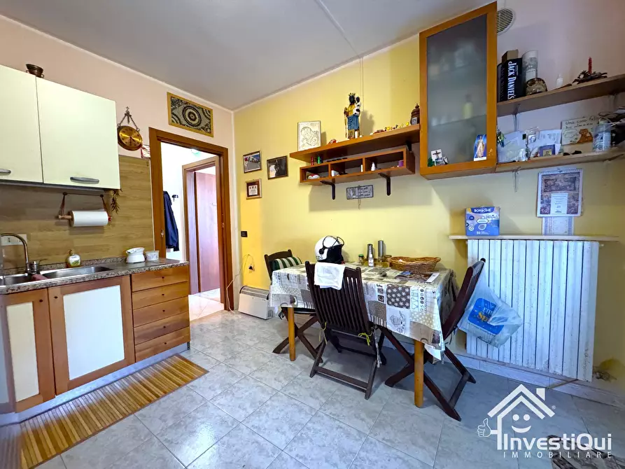 Immagine 6 di Trilocale in vendita  in Via Ranzi 176B a Pietra Ligure