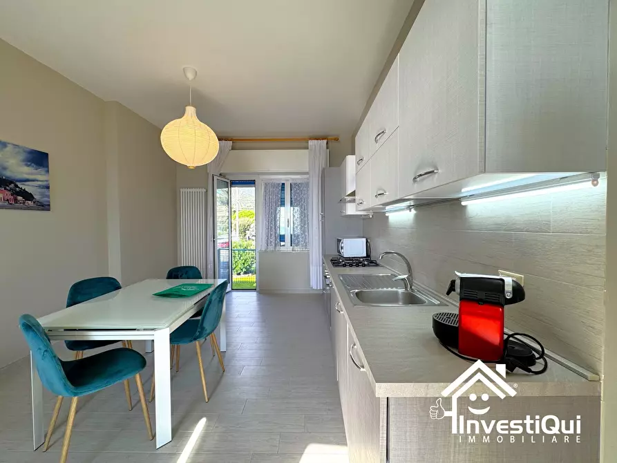 Immagine 16 di Bilocale in vendita  in Via XXV Aprile 189 a Pietra Ligure