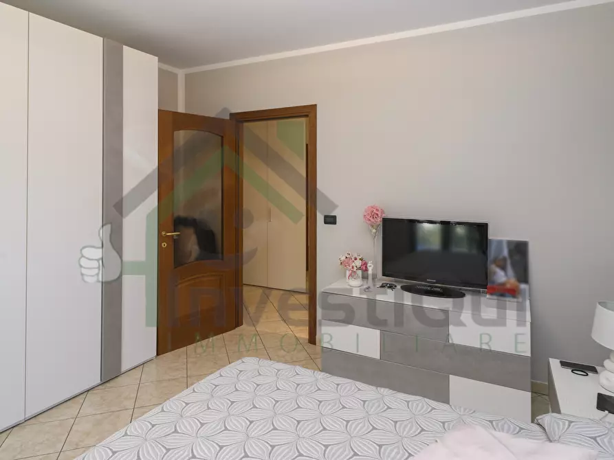 Immagine 19 di Quadrilocale in vendita  a Nole