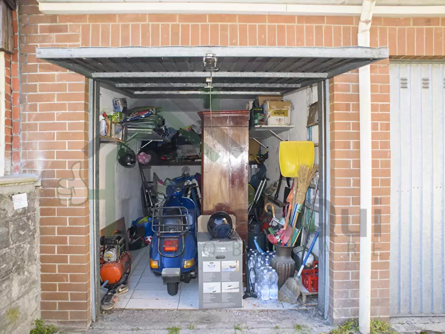 Immagine 29 di Quadrilocale in vendita  in Via Battitore 67 a Ciriè