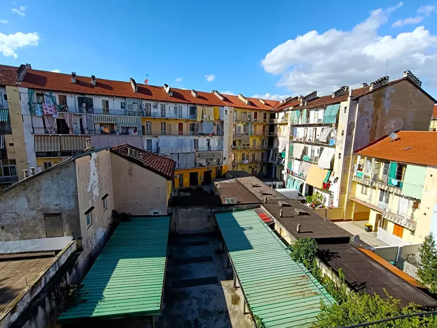 Immagine 27 di Pentalocale in vendita  in Via Villarbasse 32 a Torino