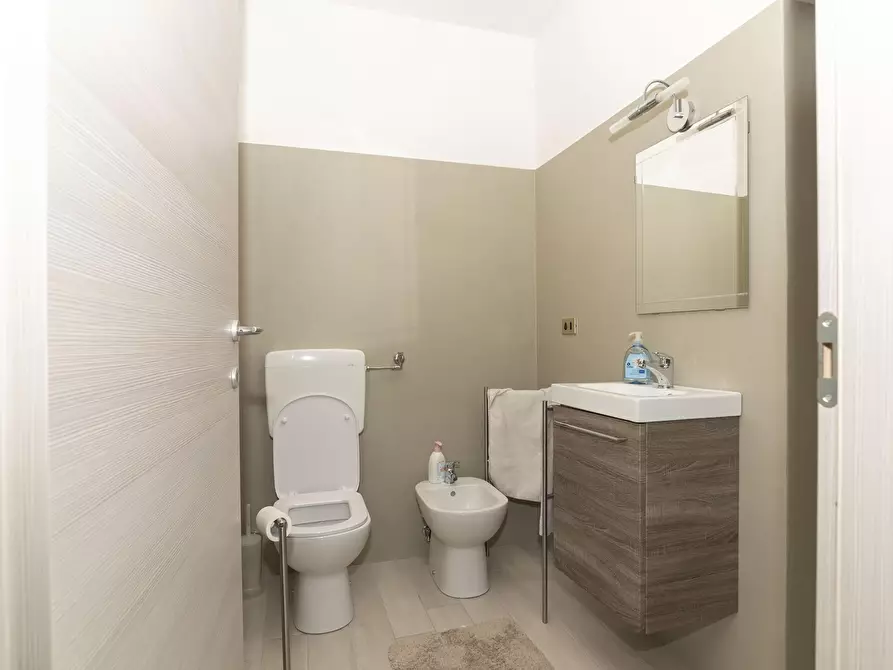 Immagine 14 di Porzione di casa in vendita  a Nole