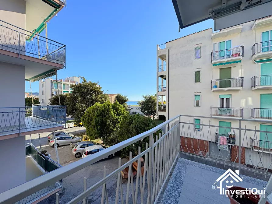 Immagine 15 di Bilocale in vendita  in Via Goffredo Mameli 63 a Pietra Ligure