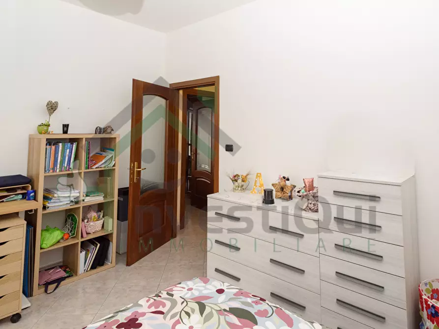 Immagine 12 di Quadrilocale in vendita  a Nole