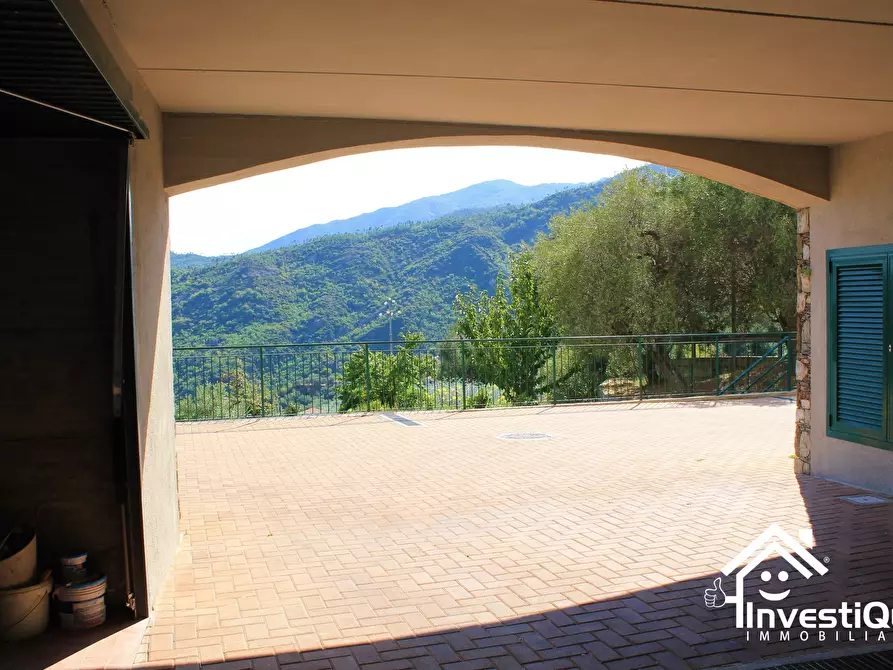 Immagine 18 di Trilocale in vendita  in Piazza Plebiscito 27 a Magliolo