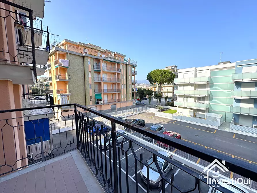 Immagine 12 di Trilocale in vendita  in Via Michelangelo 18 a Borghetto Santo Spirito