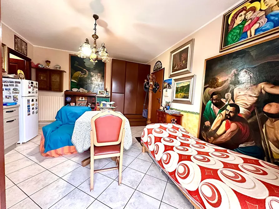 Immagine 11 di Monolocale in vendita  a Ciriè