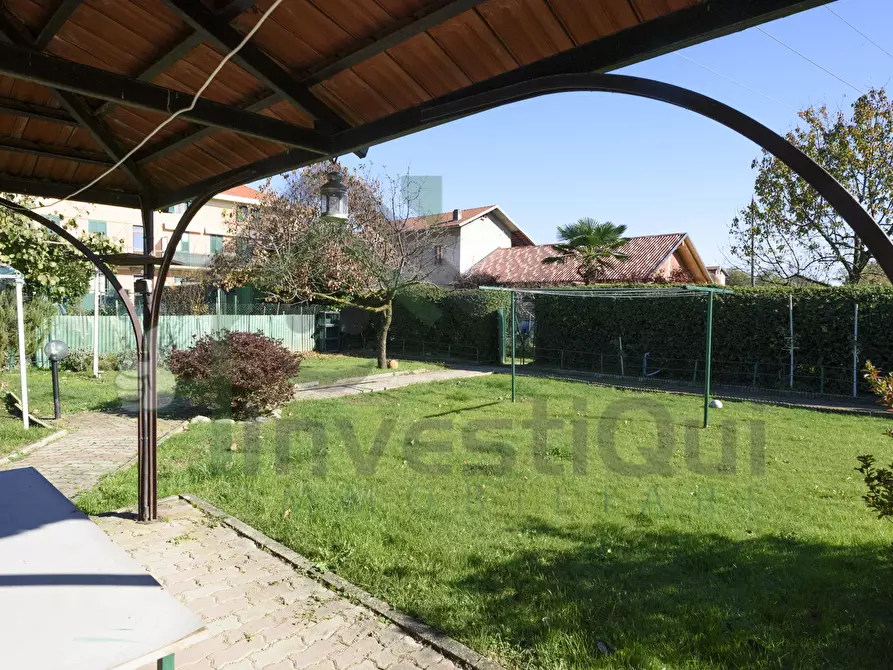 Immagine 6 di Quadrilocale in vendita  in Strada delle Rivette 3 a Nole