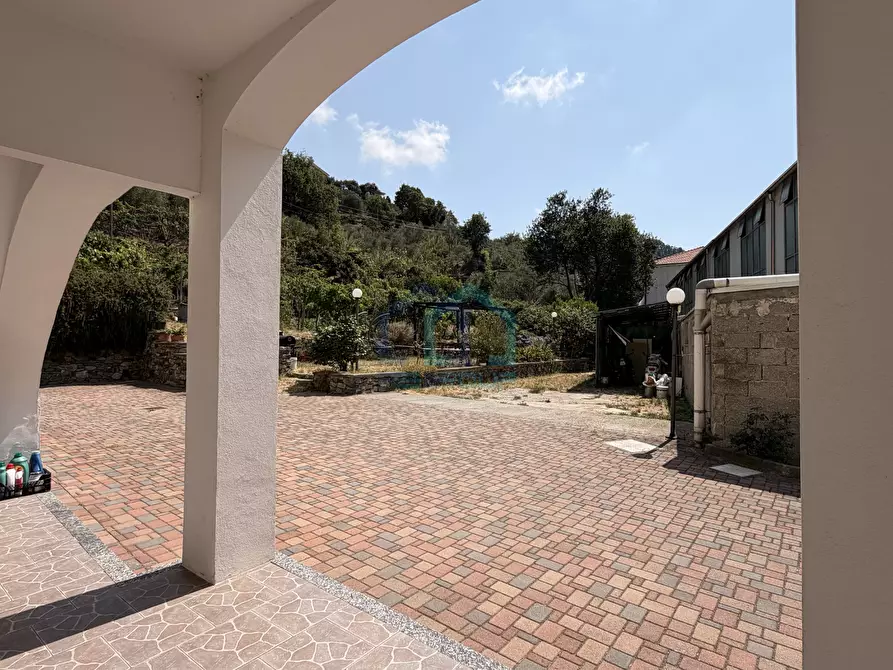 Immagine 14 di Villa in vendita  in Via Tecci 16 a Quiliano