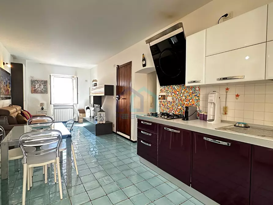 Immagine 9 di Bilocale in vendita  in Via Matteo Repetto 21 a Albissola Marina