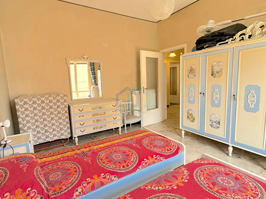 Immagine 12 di Quadrilocale in vendita  in Via Napoleone Buonaparte 1 a Alassio