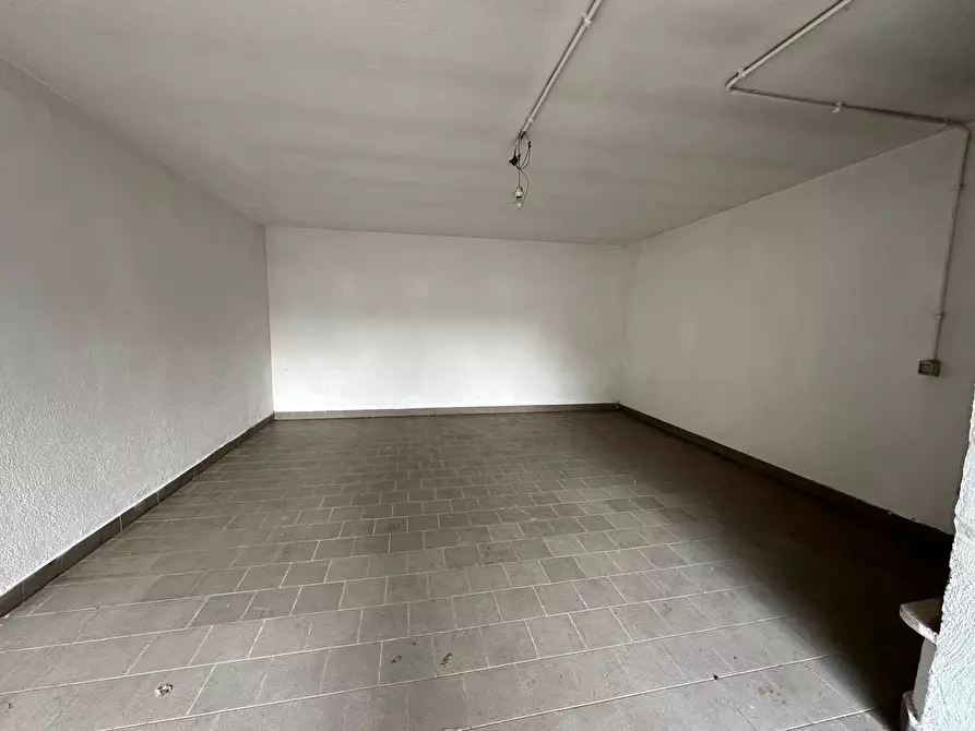 Immagine 34 di Casa trifamiliare in vendita  in Via Svetonio 73 a Guidonia Montecelio