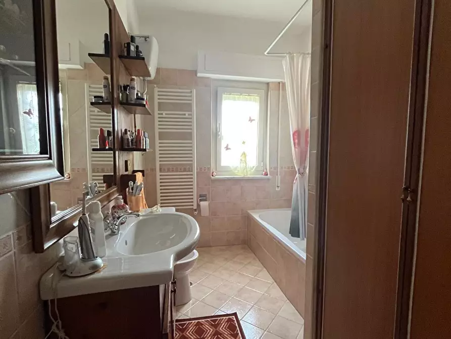 Immagine 23 di Quadrilocale in vendita  in Via Palombarese 124 a Fonte Nuova