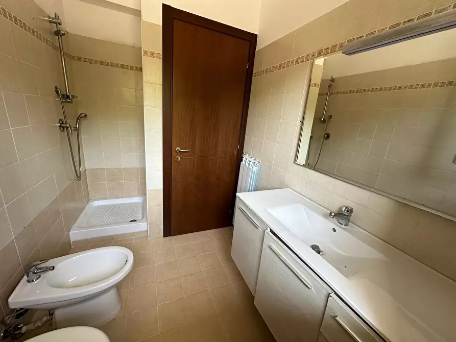 Immagine 16 di Villetta a schiera in vendita  in via tacito 88 a Guidonia Montecelio