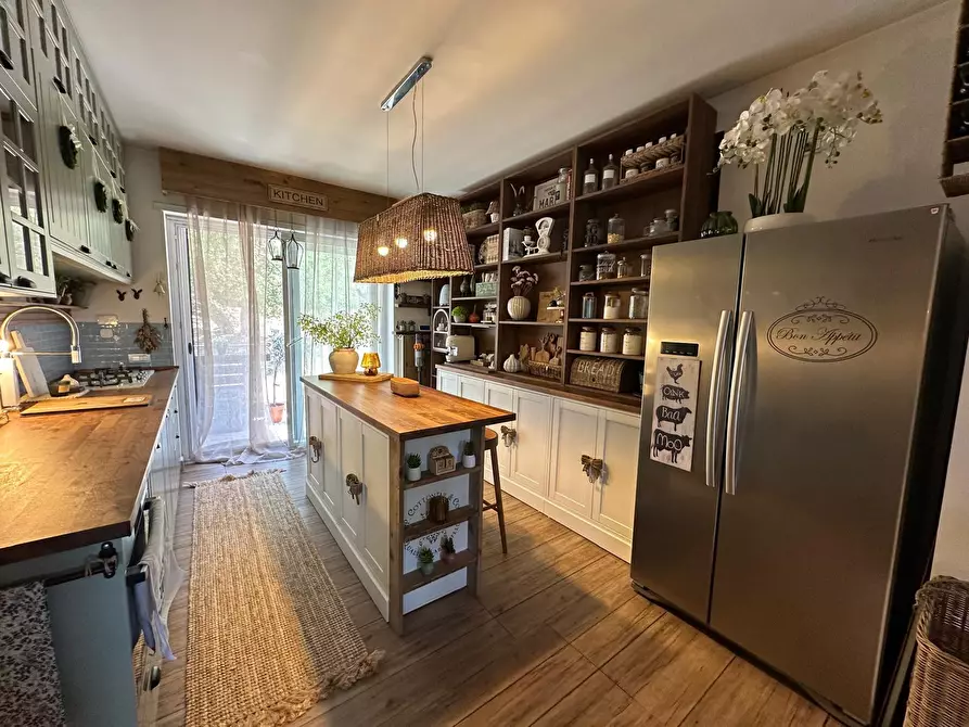 Immagine 18 di Quadrilocale in vendita  in Via Molise a Fonte Nuova