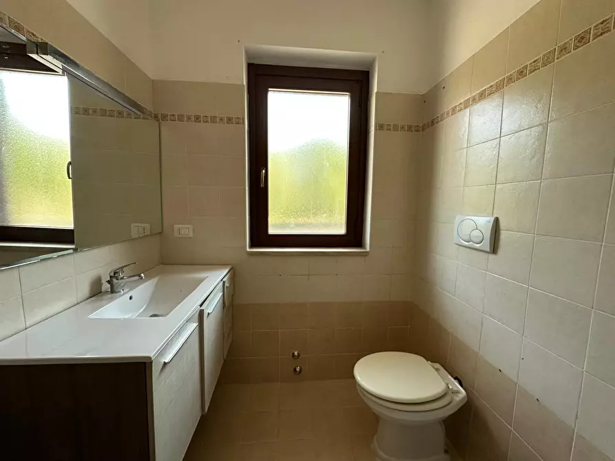 Immagine 14 di Villetta a schiera in vendita  in via tacito 88 a Guidonia Montecelio