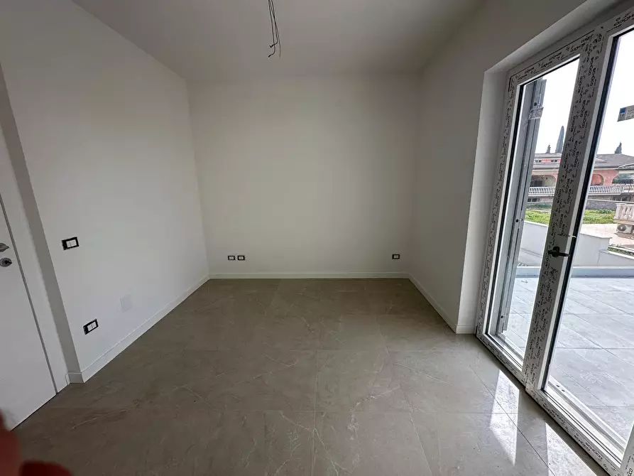 Immagine 19 di Villa in vendita  in Viale Valle dell'Aniene 22 a Guidonia Montecelio