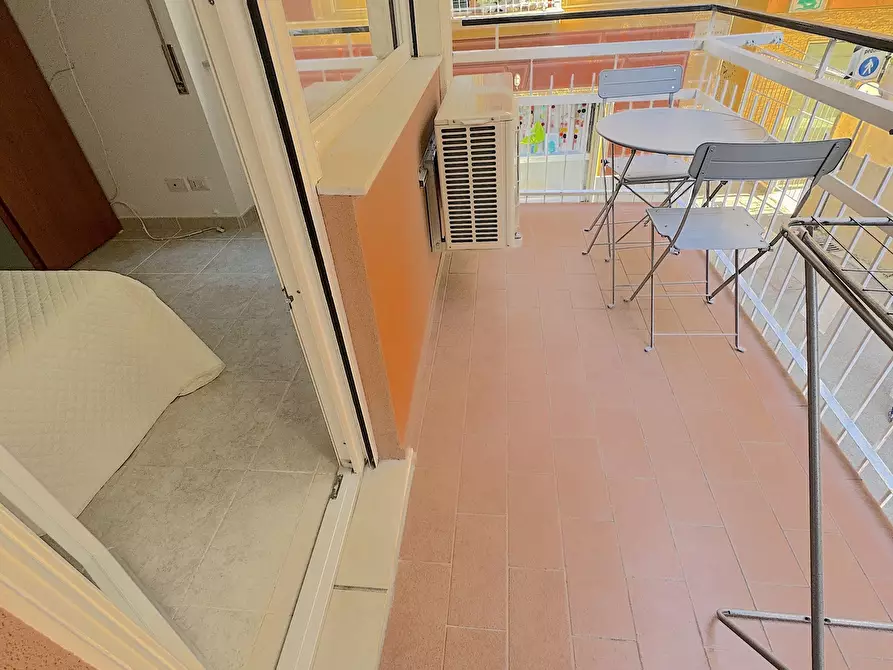 Immagine 22 di Trilocale in affitto  a Chiavari
