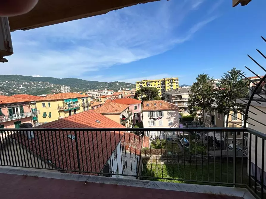 Immagine 14 di Trilocale in affitto  a Lavagna