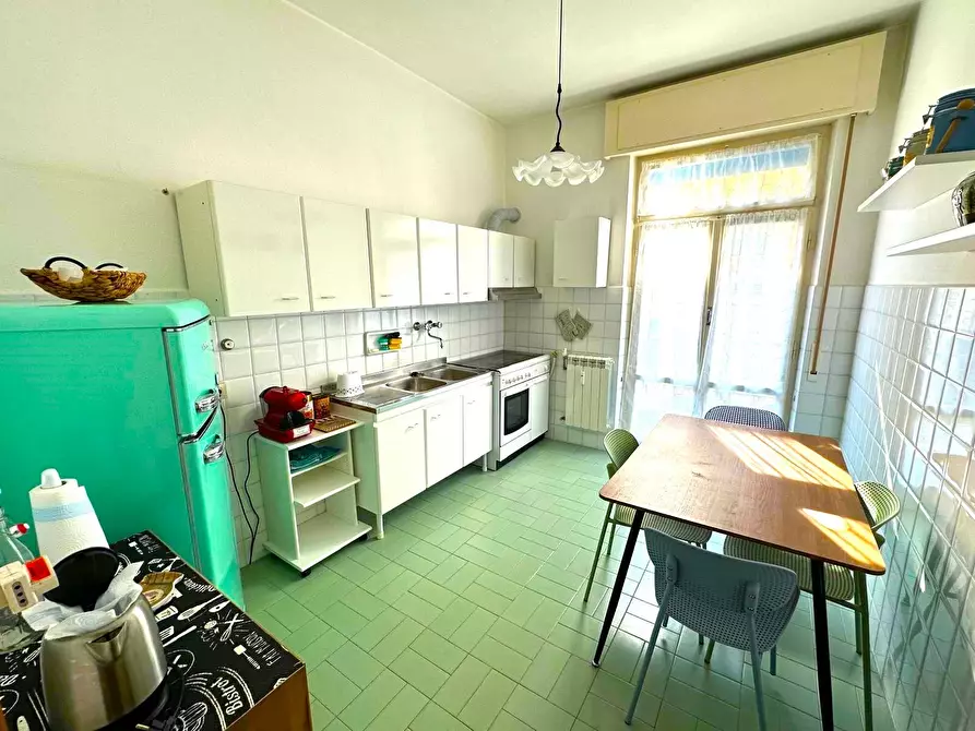 Immagine 4 di Trilocale in affitto  a Chiavari