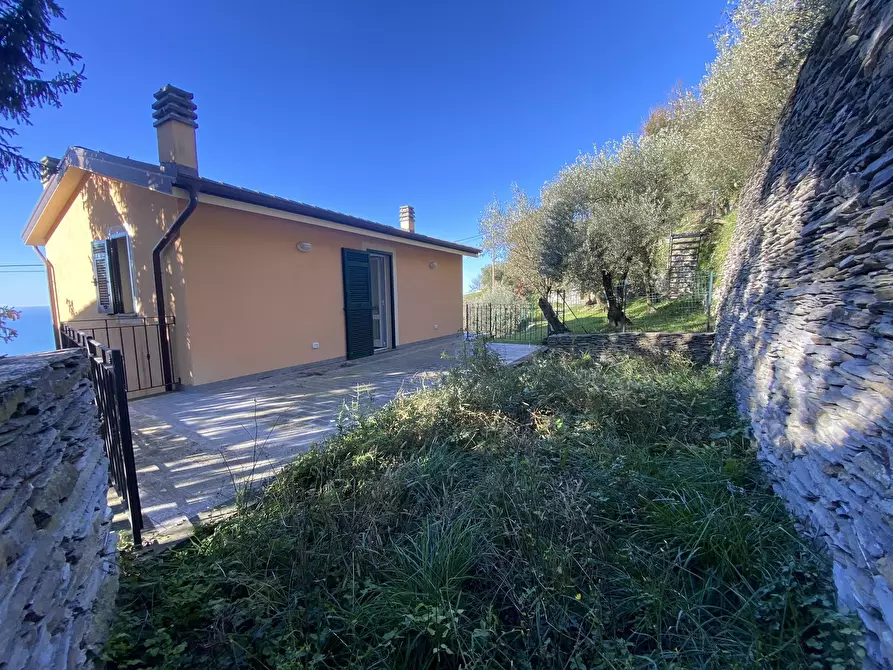 Immagine 30 di Casa indipendente in vendita  a Cogorno