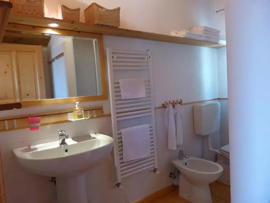 Immagine 13 di Casa bifamiliare in affitto  a Chiavari