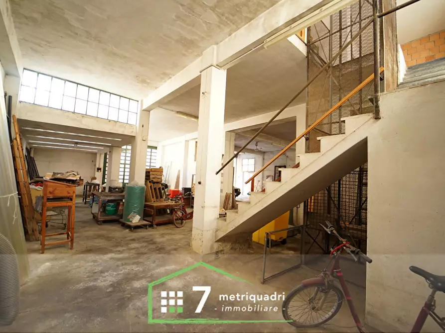 Immagine 7 di Magazzino in affitto  a Chiavari