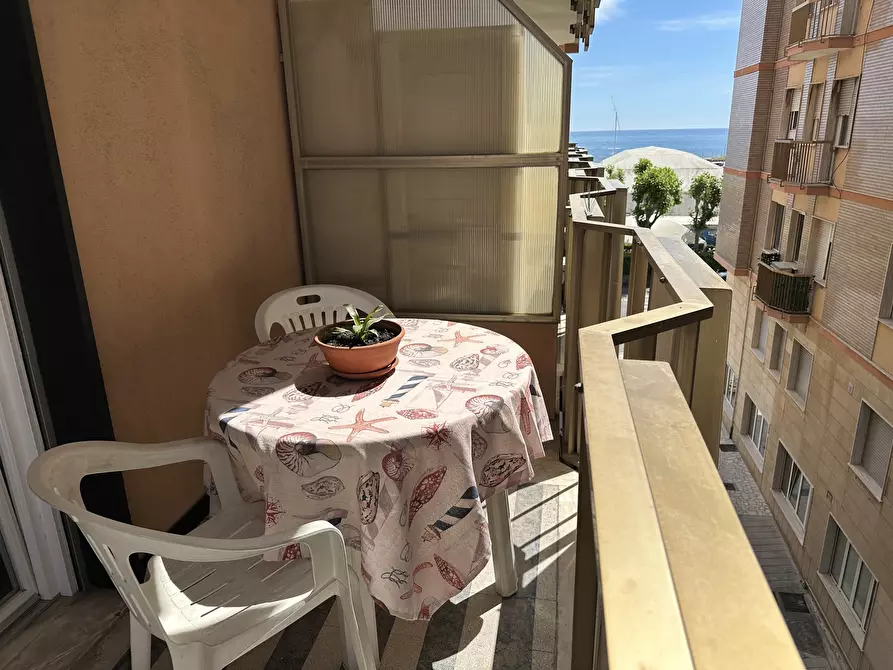 Immagine 15 di Bilocale in affitto  a Chiavari