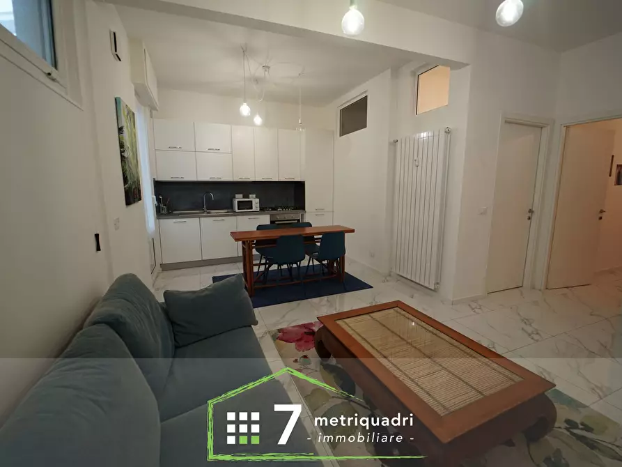 Immagine 3 di Trilocale in affitto  a Chiavari