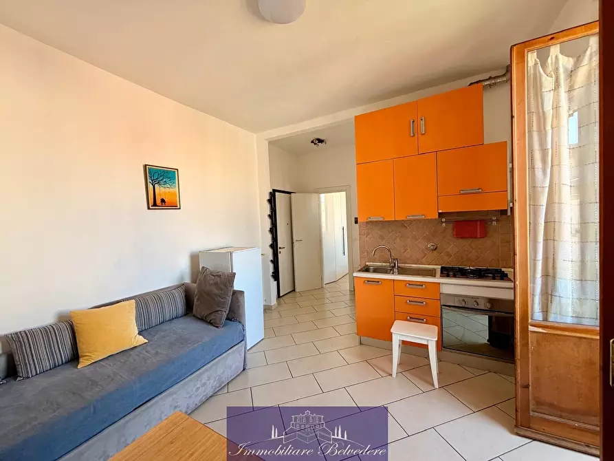 Immagine 3 di Bilocale in vendita  in Via delle Porte Nuove a Firenze
