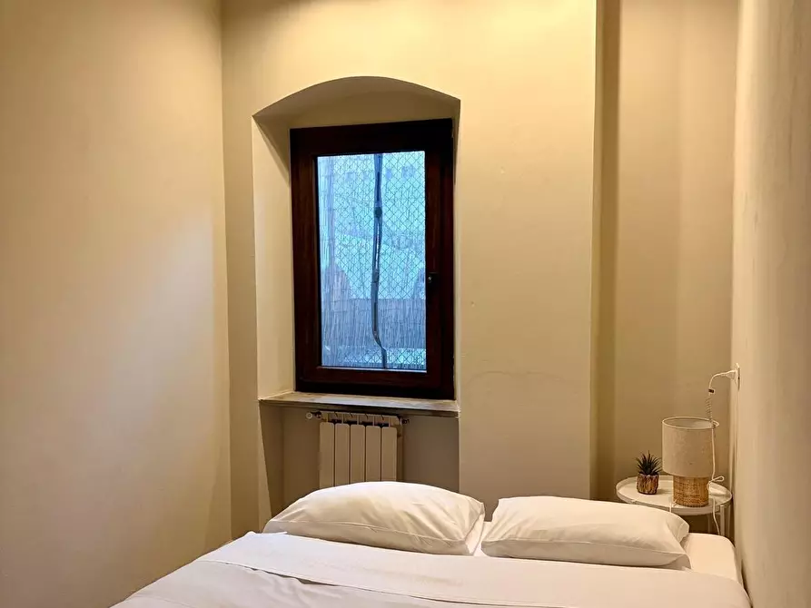 Immagine 11 di Trilocale in affitto  in Via Federico da Montefeltro a Firenze